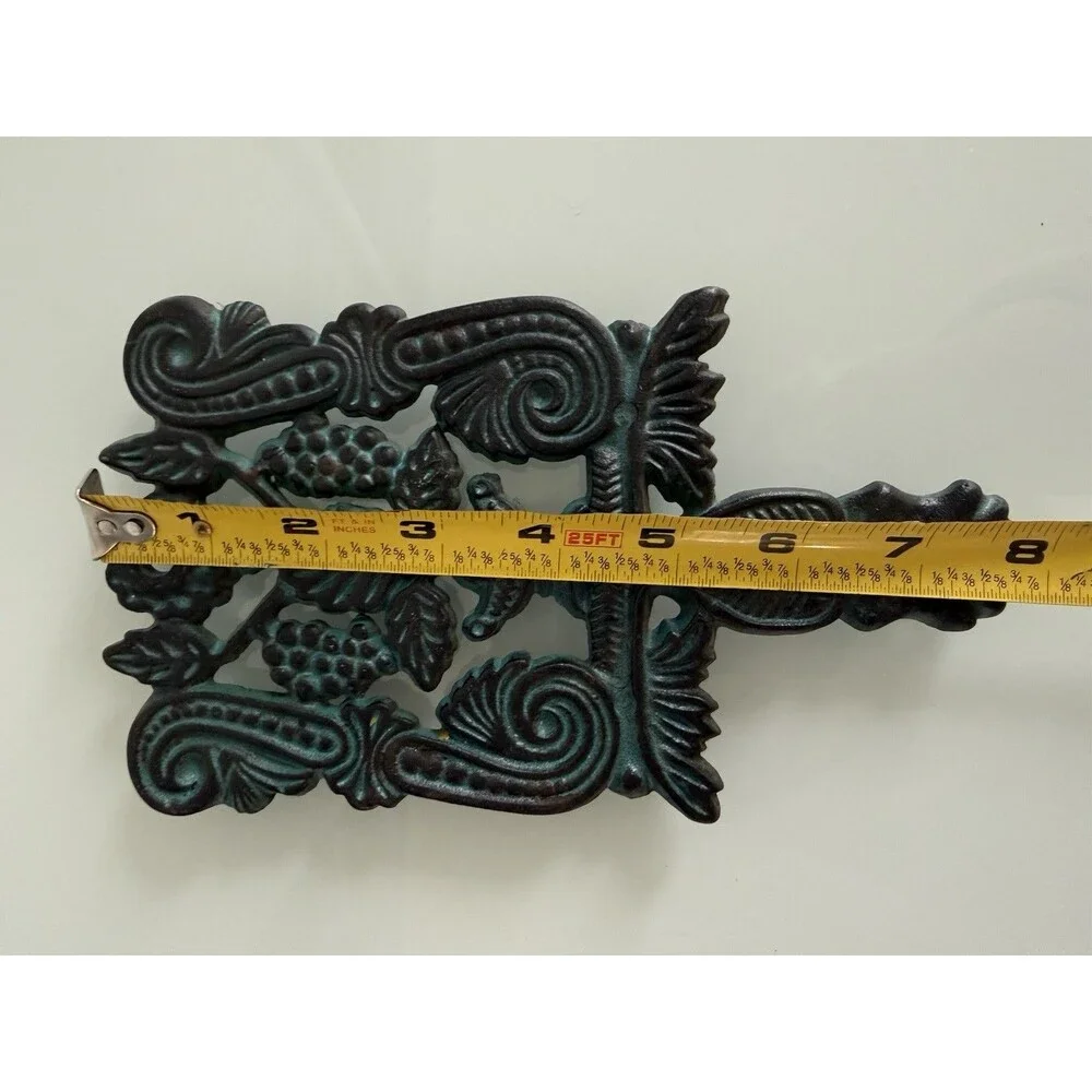 ✿ Vintage Boho Cast Iron Trivet Ornate Scroll Handle Rustic Wall Decor 1950s